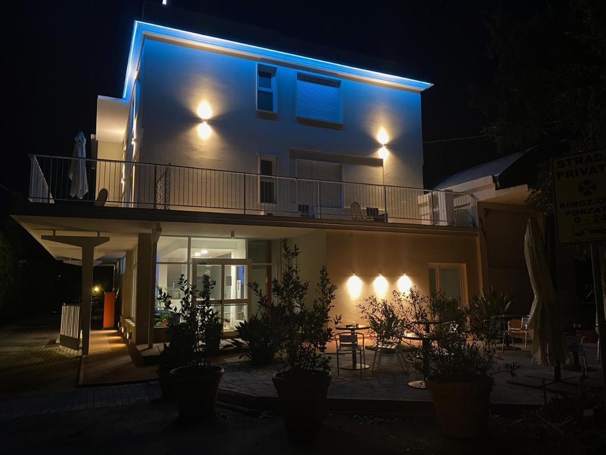 Acquaviva Experience B&B San Vincenzo Exterior photo