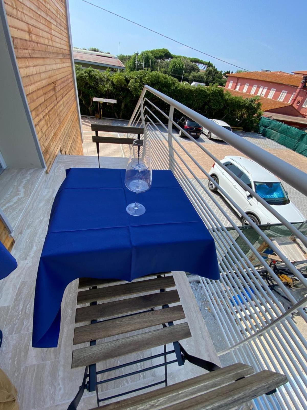Acquaviva Experience B&B San Vincenzo Exterior photo